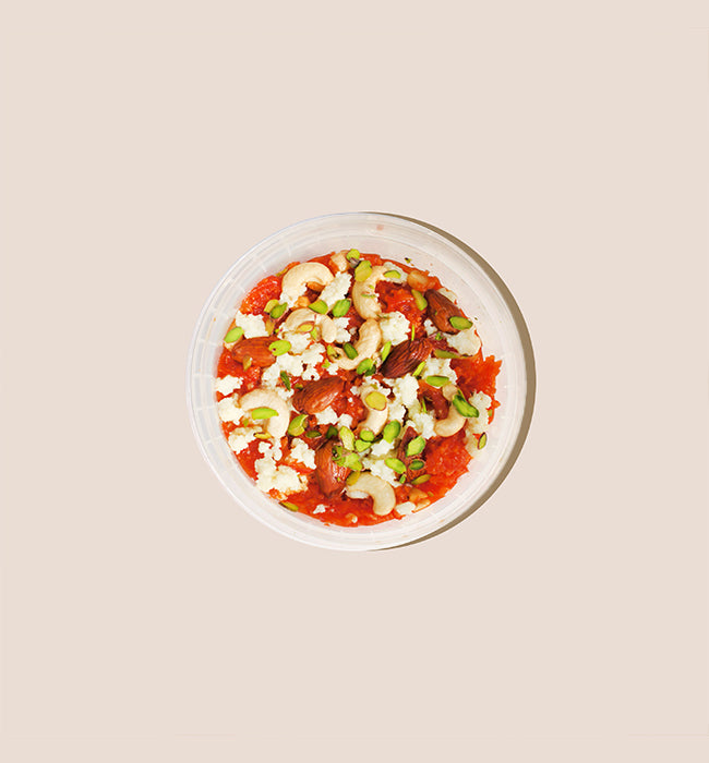 gajar ka halwa with almond toping