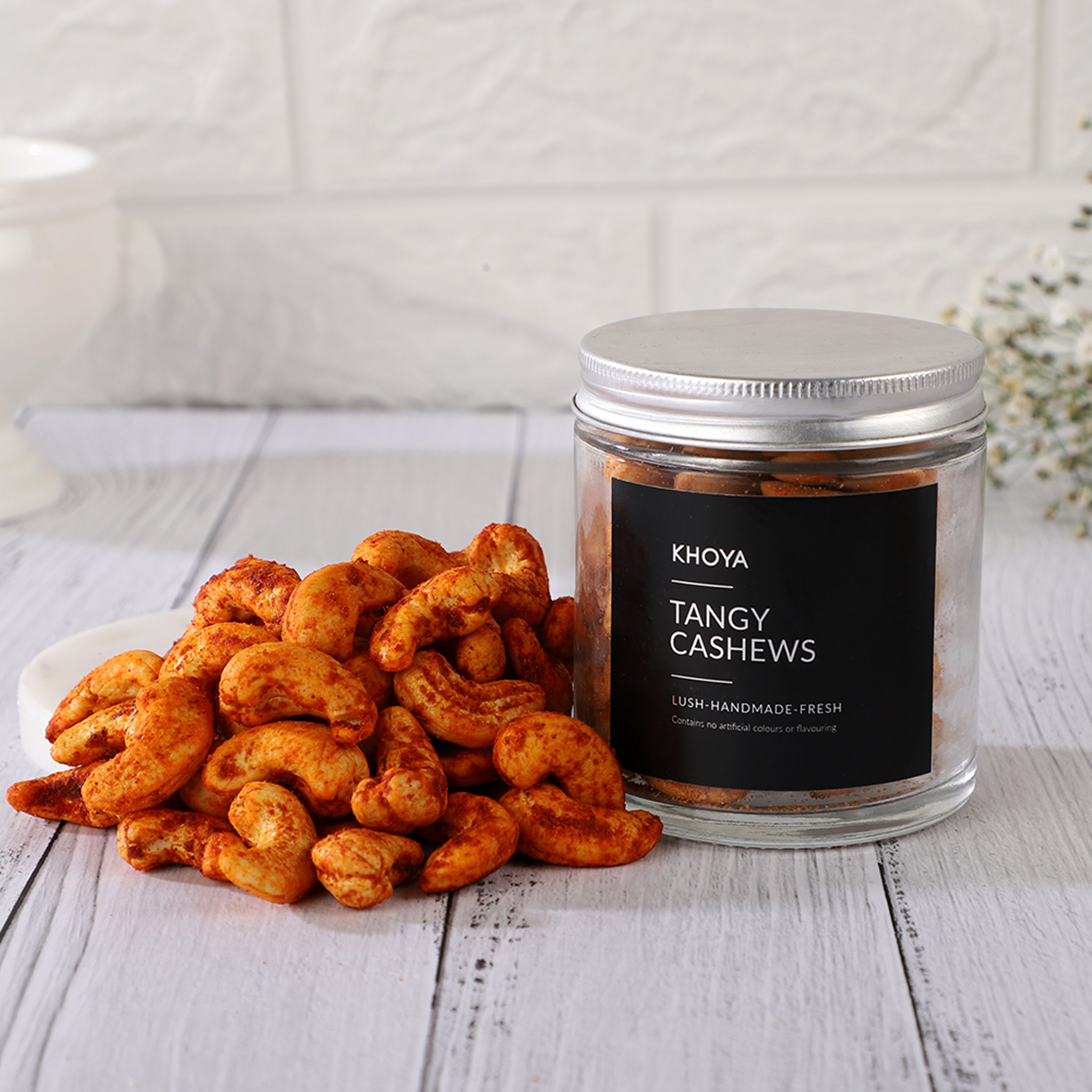 TANGY CASHEW JAR