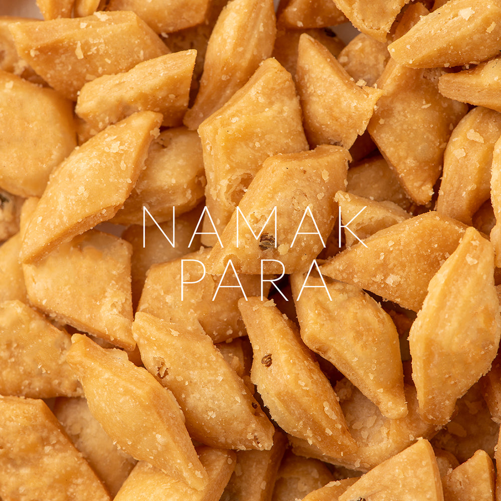 MINI KACHORI - NAMAK PARA - METHI MATHRI - MINI SAMOSA - KHOYA ...